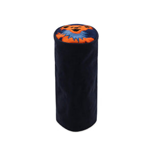 Wax canva cylinder headcover with needlepoint top featuring dancing bear design