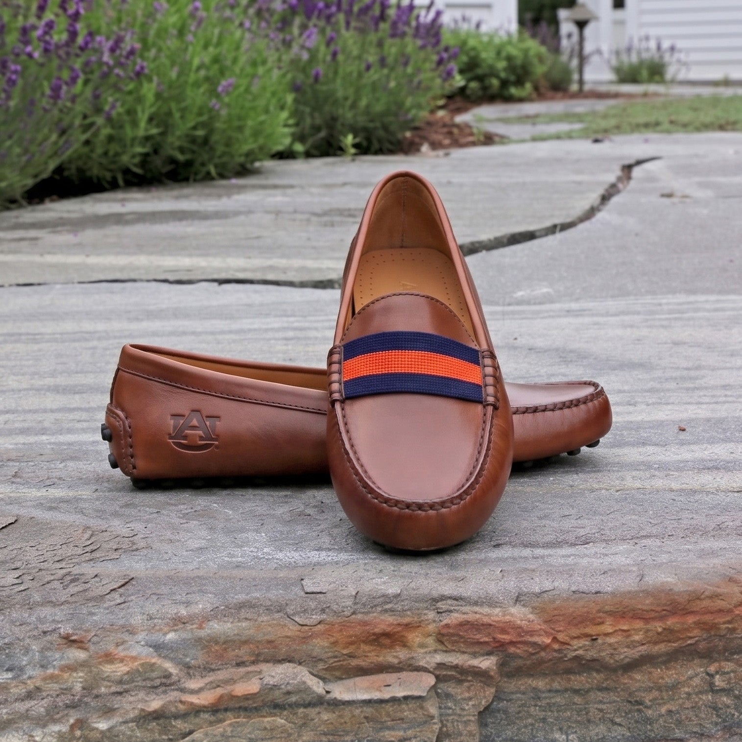 Auburn Surcingle Driving Shoes (Dark Navy-Orange) (Chestnut Leather-Logo)