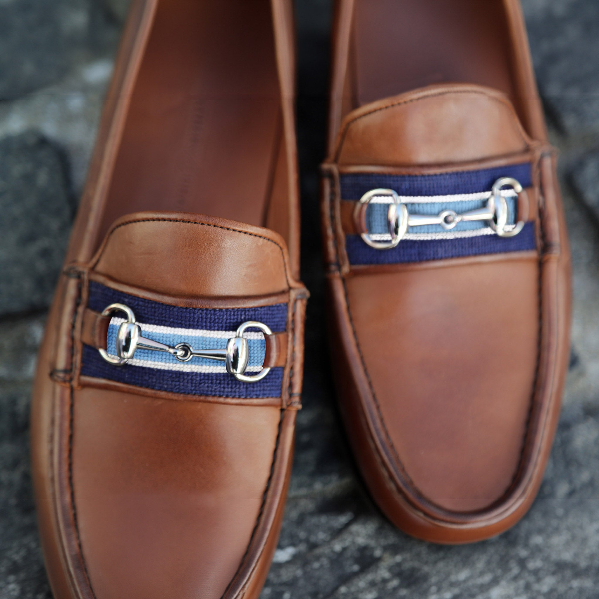 Darcy Stripe Downing Bit Loafers (Dark Navy-Light Blue) (Chestnut